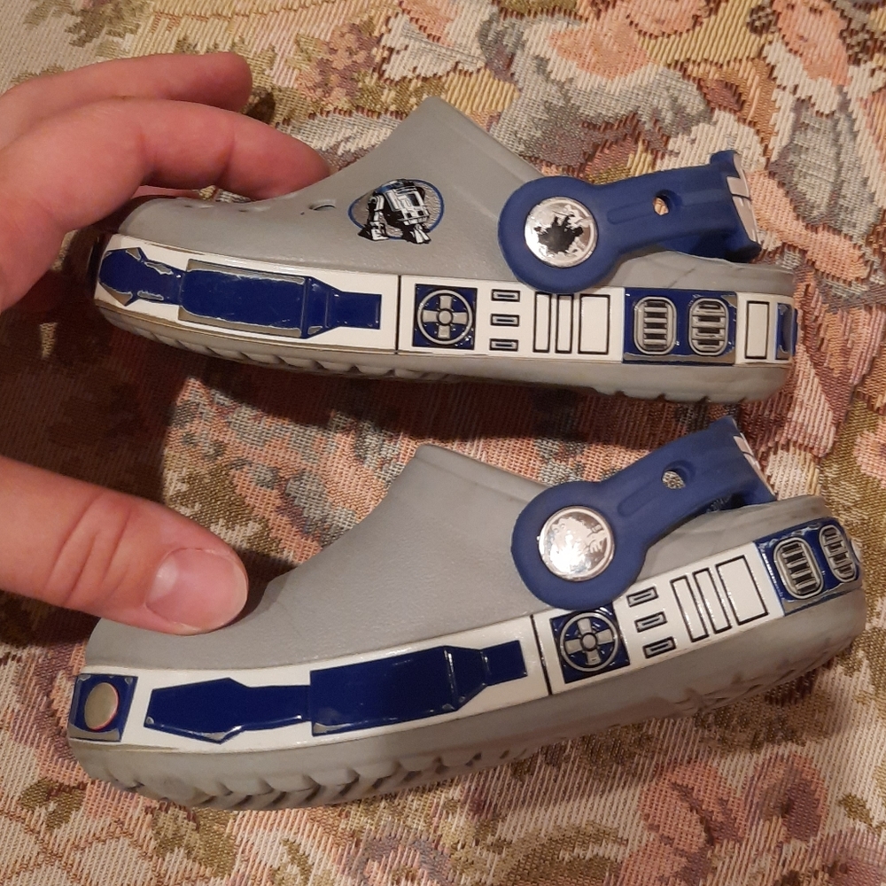 Crocs - Picture 4 of 5